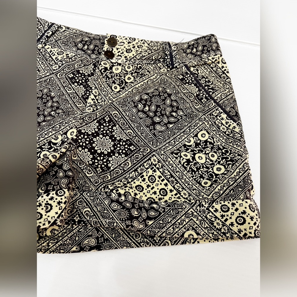 Anthropologie Cartonnier Bandana Print Shorts - 8 - Picture 2 of 15